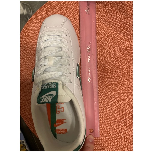 Stranger Things Nike Cortez - Picture 5 of 7